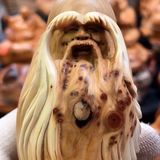 柏木（崖柏）Jjhhjhjbhhgjgjhvvv