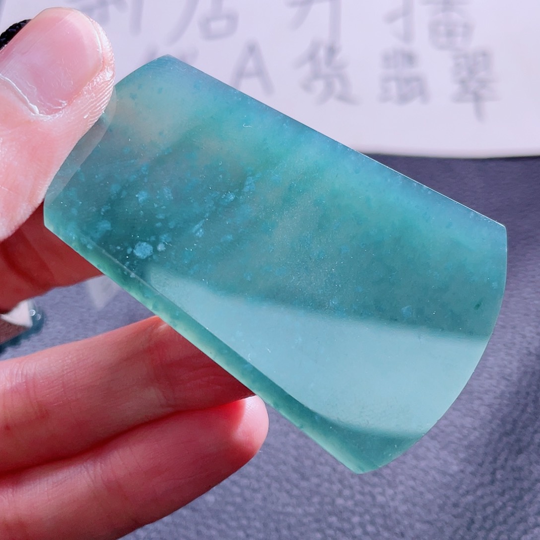 翡翠颈饰未镶嵌888888888