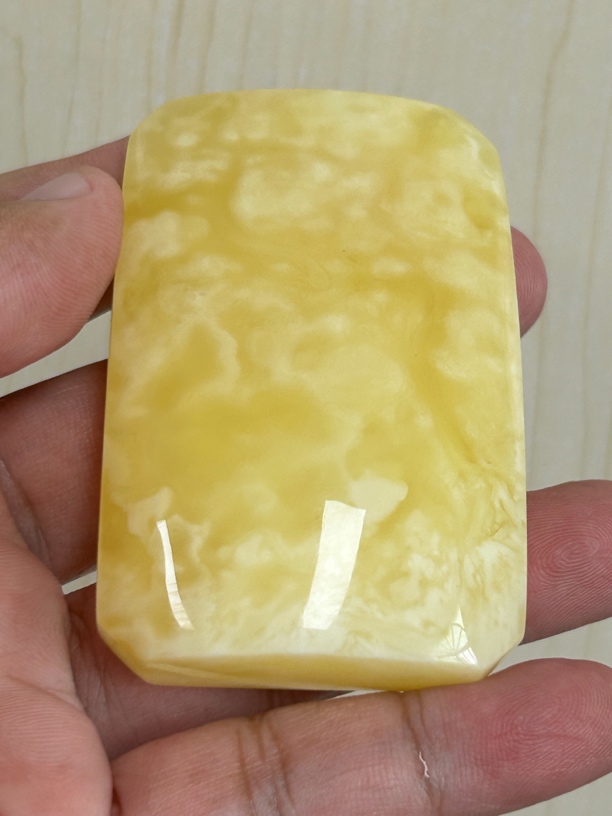 蜜蜡白花蜡无事牌48.84克