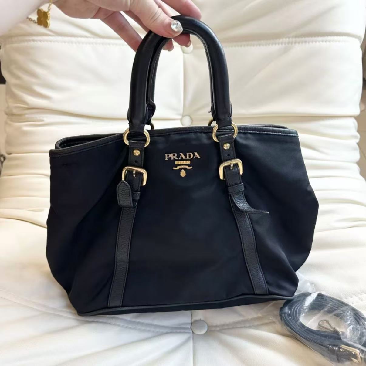 95新  爱包包奢品/PRADA普拉达 手提包 2241