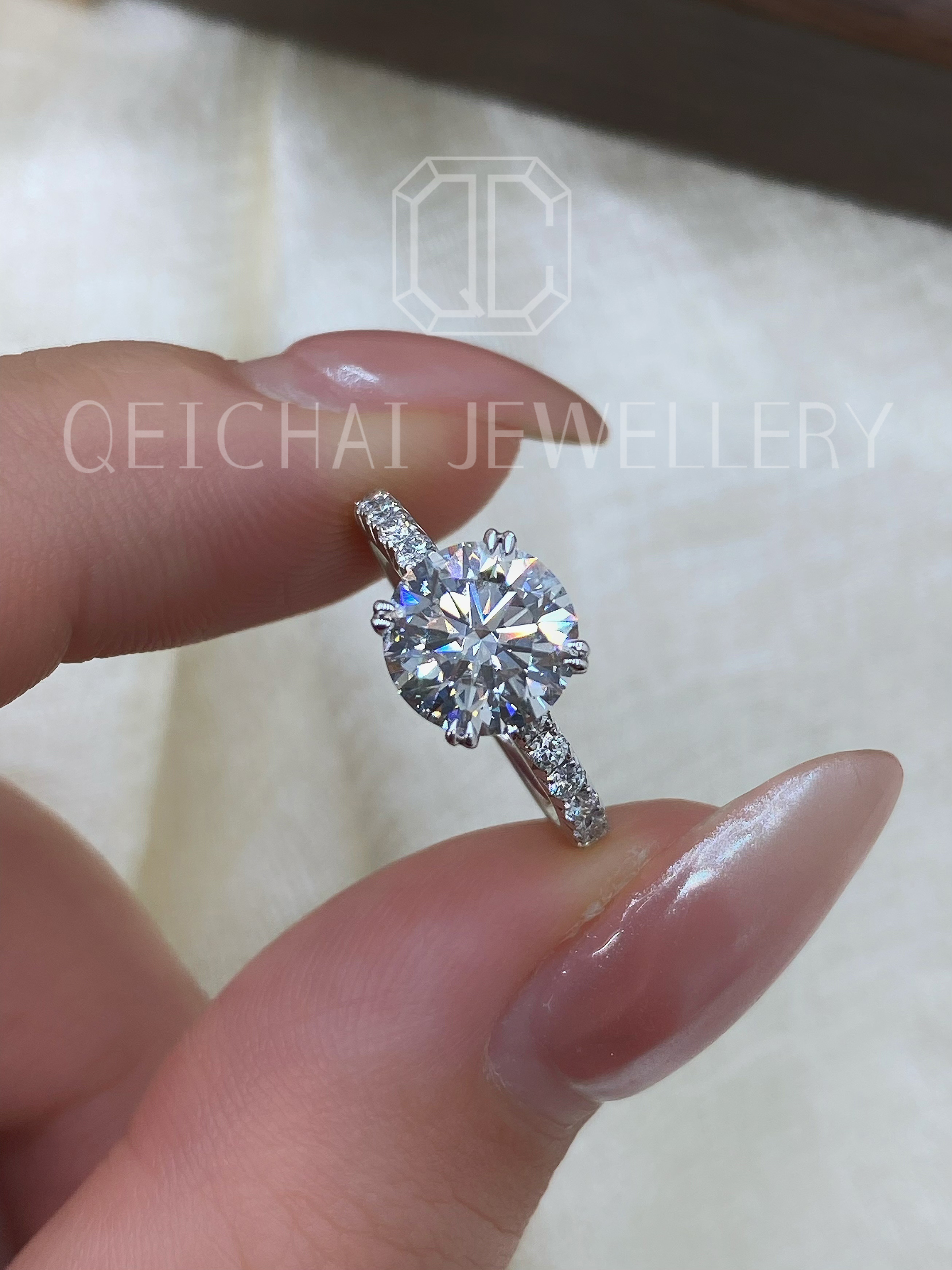 实验室培育钻石PT950 四爪一字臂钻戒款钻戒培育钻石