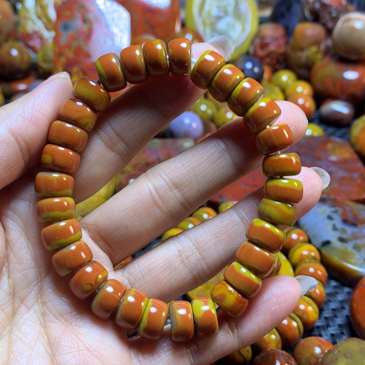 玛瑙/玉髓战国红手串未镶嵌