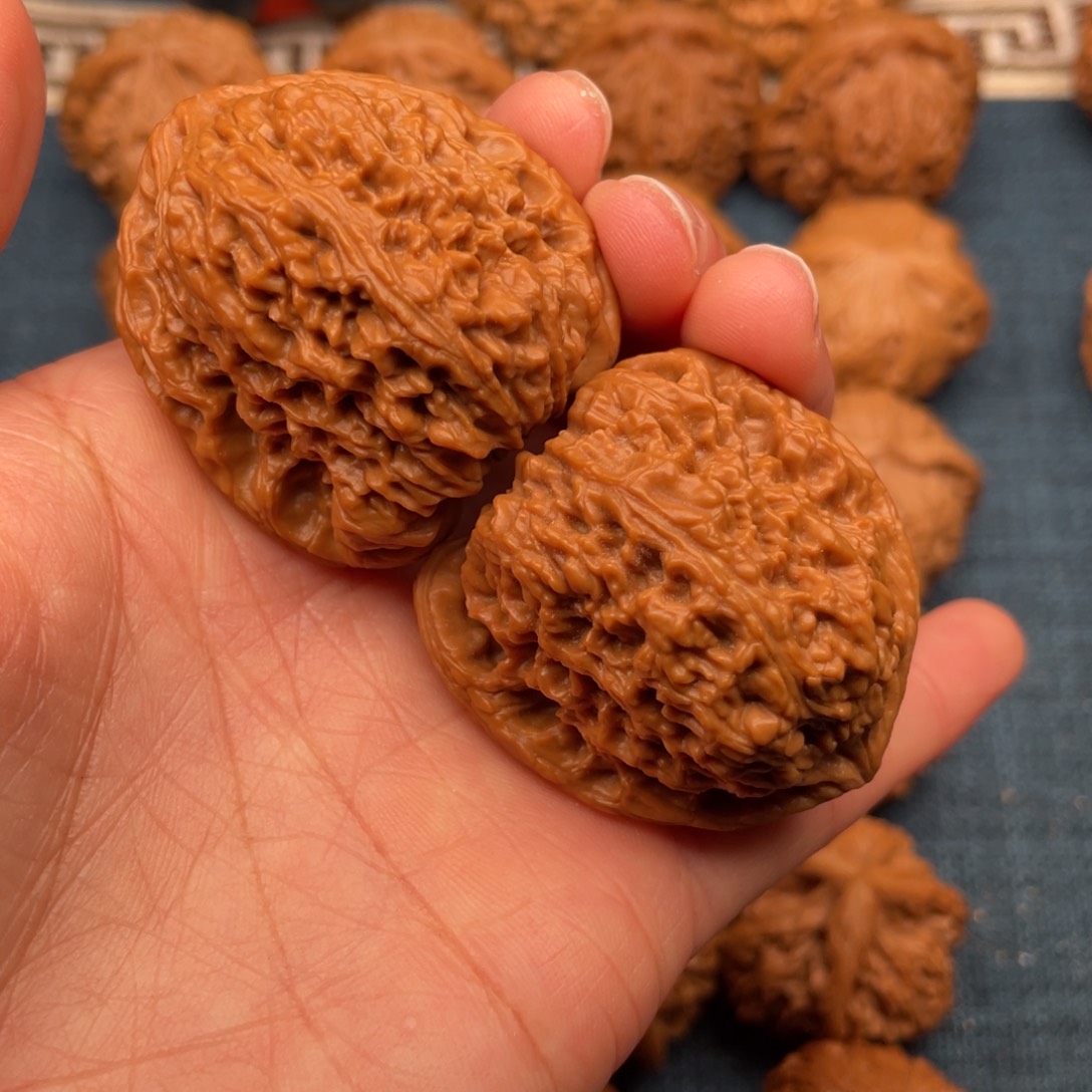 文玩核桃把件40全品拉丝蚂蚁纹高炮南疆