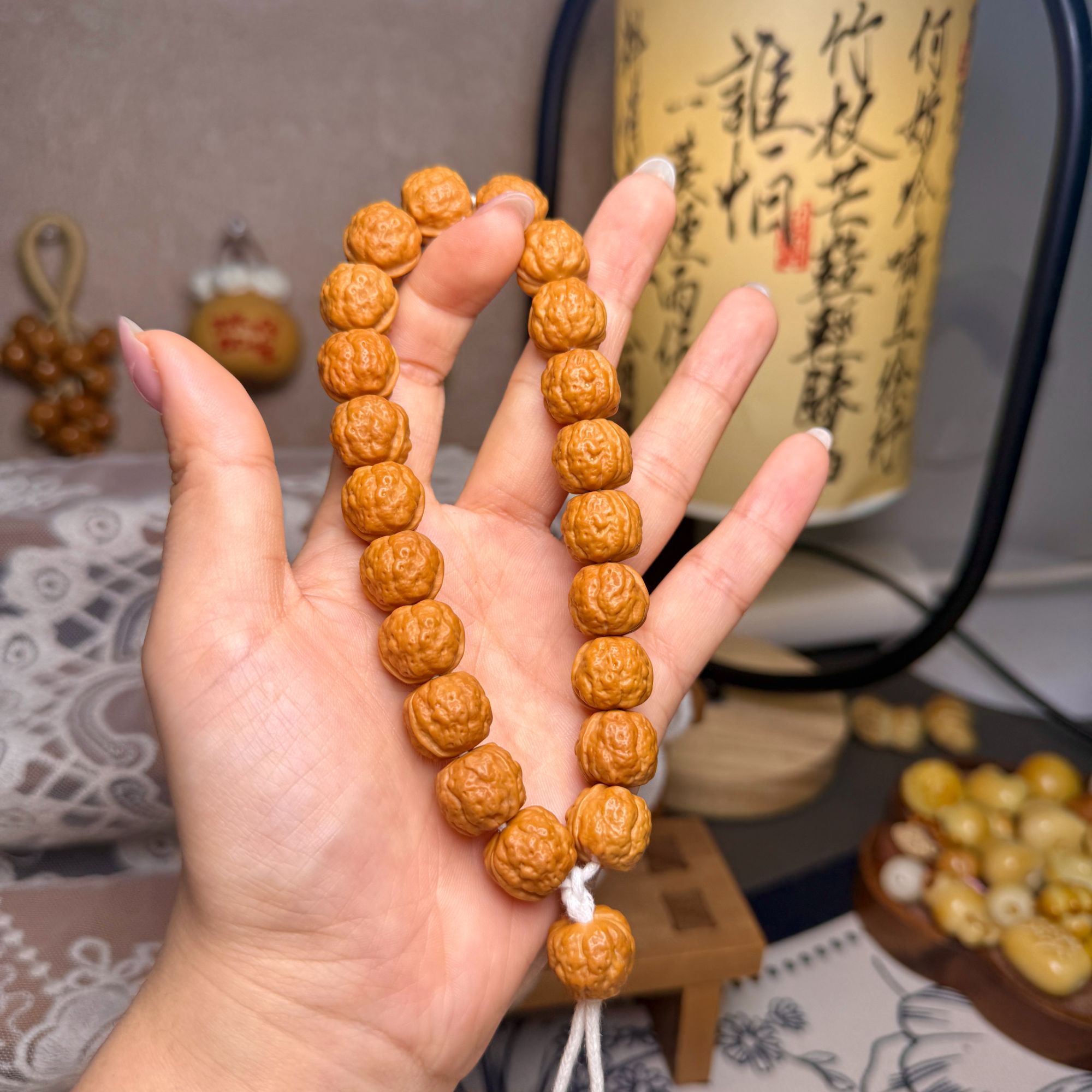 蟾宗14-15mm+猴头核桃七代深雕雕刻工艺文玩（带礼盒手套）