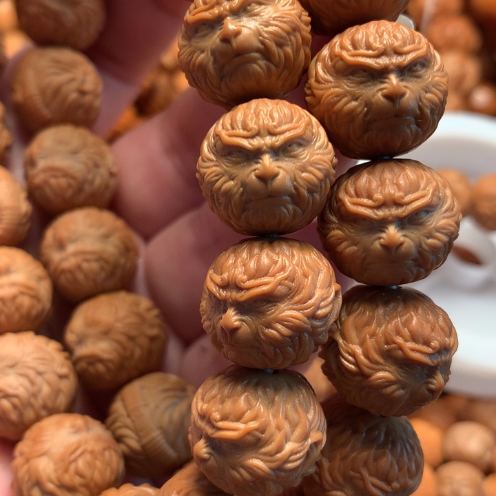 【闪购商品】猴头核桃吊坠秉*•悟空