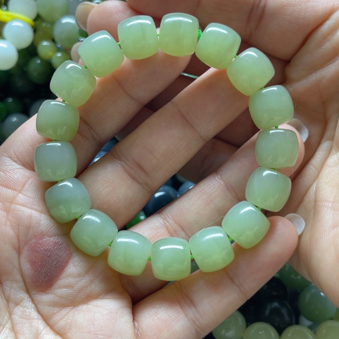 和田玉手链未镶嵌