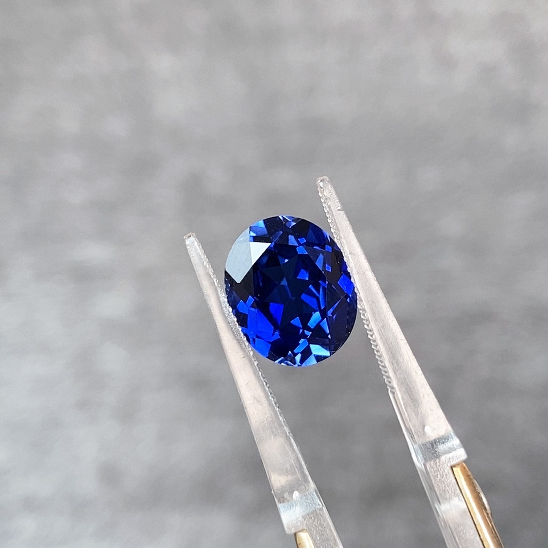 蓝宝石裸石未镶嵌6.36克拉