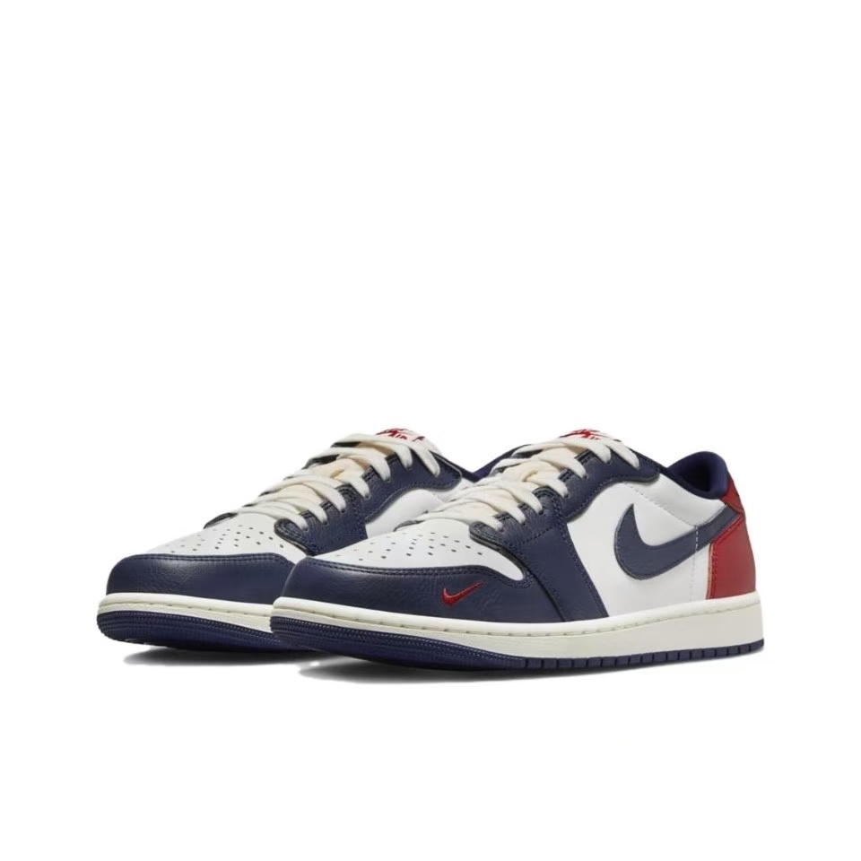 【官方授权】NIKE/耐克 Air Jordan 1 Low 男子鞋HQ2993-100
