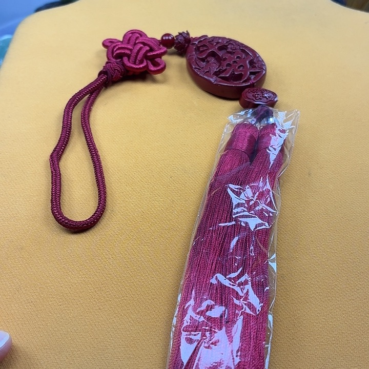 和田玉未镶嵌颈饰高含量平安挂件，居家