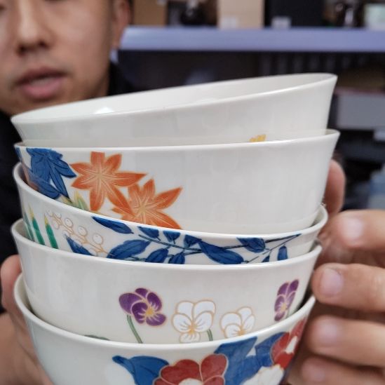 云***客铁五个碗。。。。。。。。。。。。。。