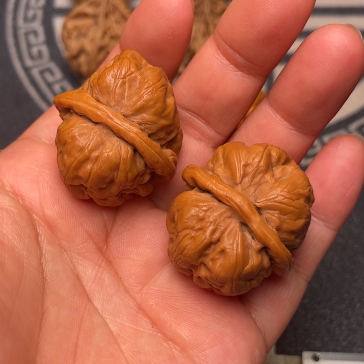 文玩核桃把件秦岭核桃7
