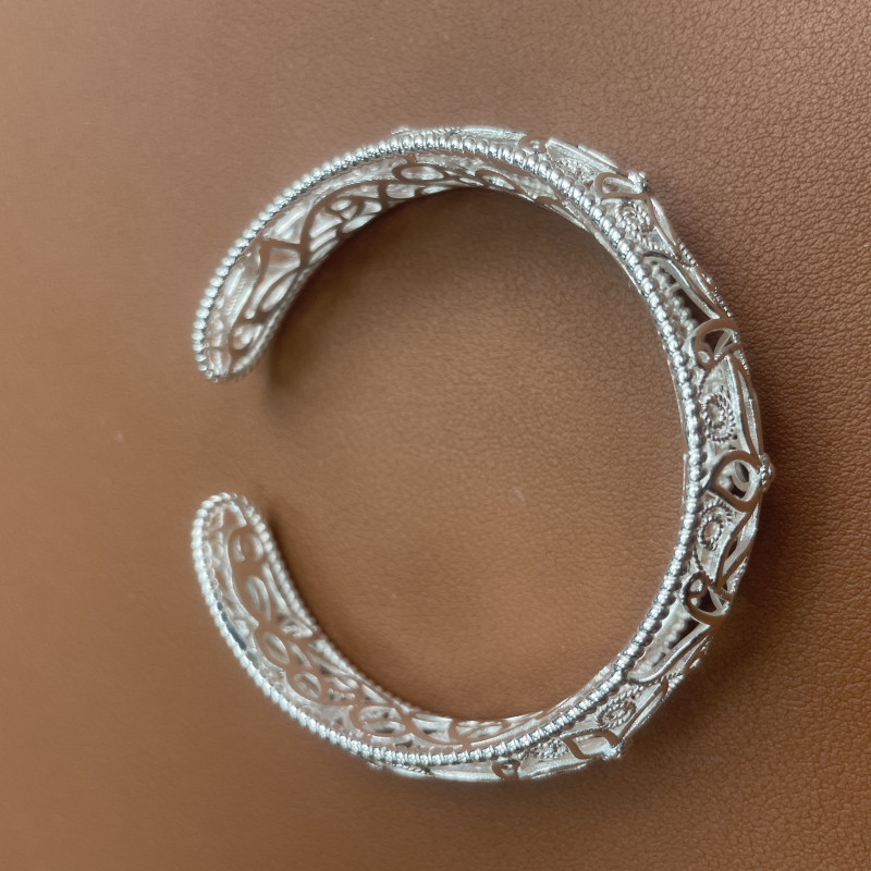 YZ019 繁花精品手镯 无礼盒