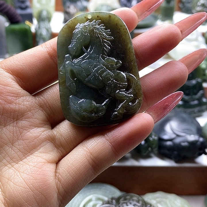 和田玉颈饰未镶嵌用****1