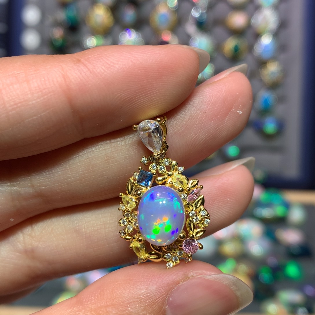 欧泊银S925镶嵌吊坠款式?***瀞