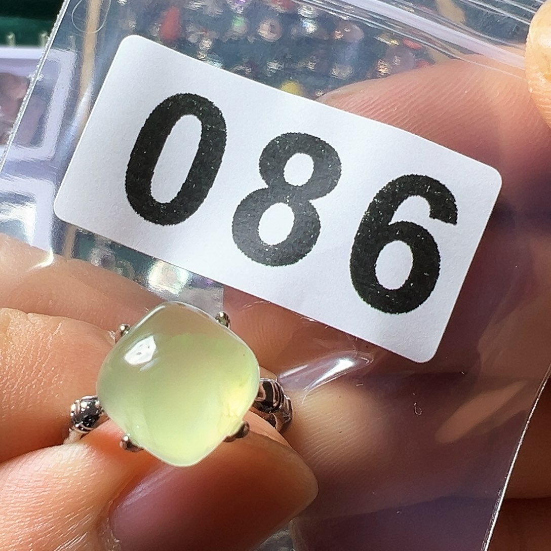 葡萄石戒指未镶嵌