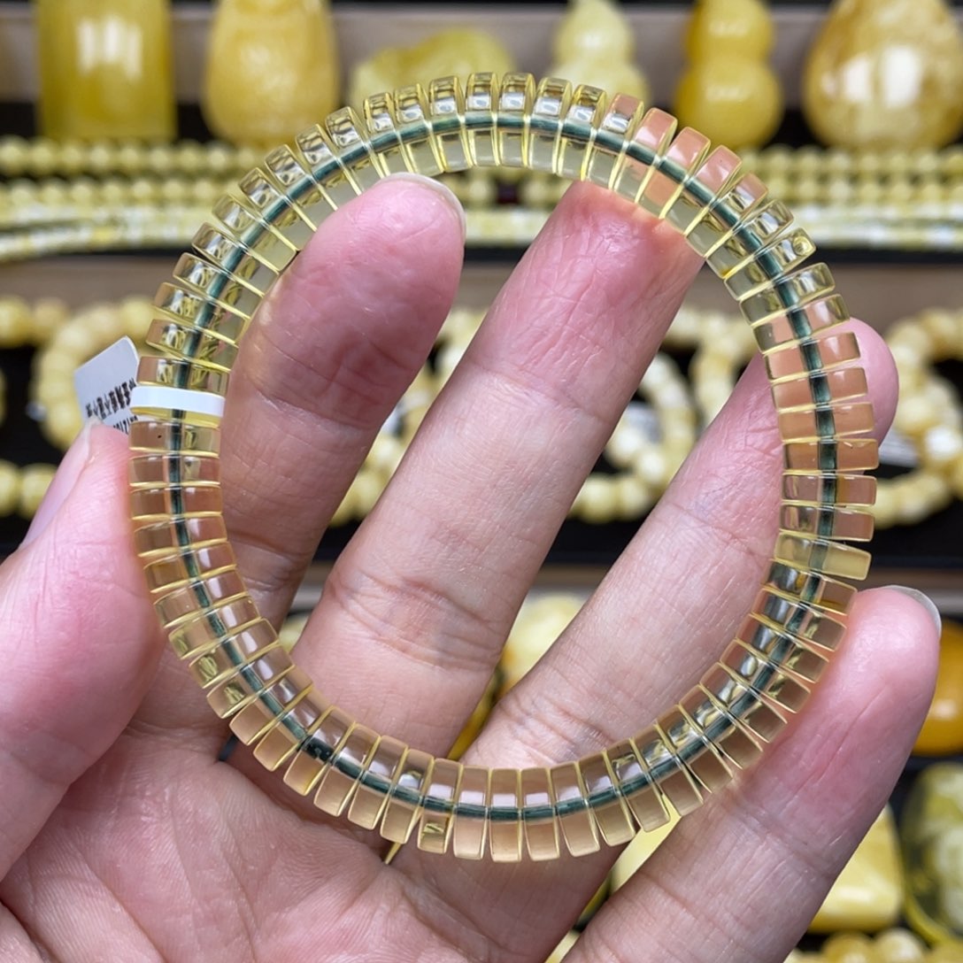 琥珀裸石未镶嵌琥珀蜜蜡