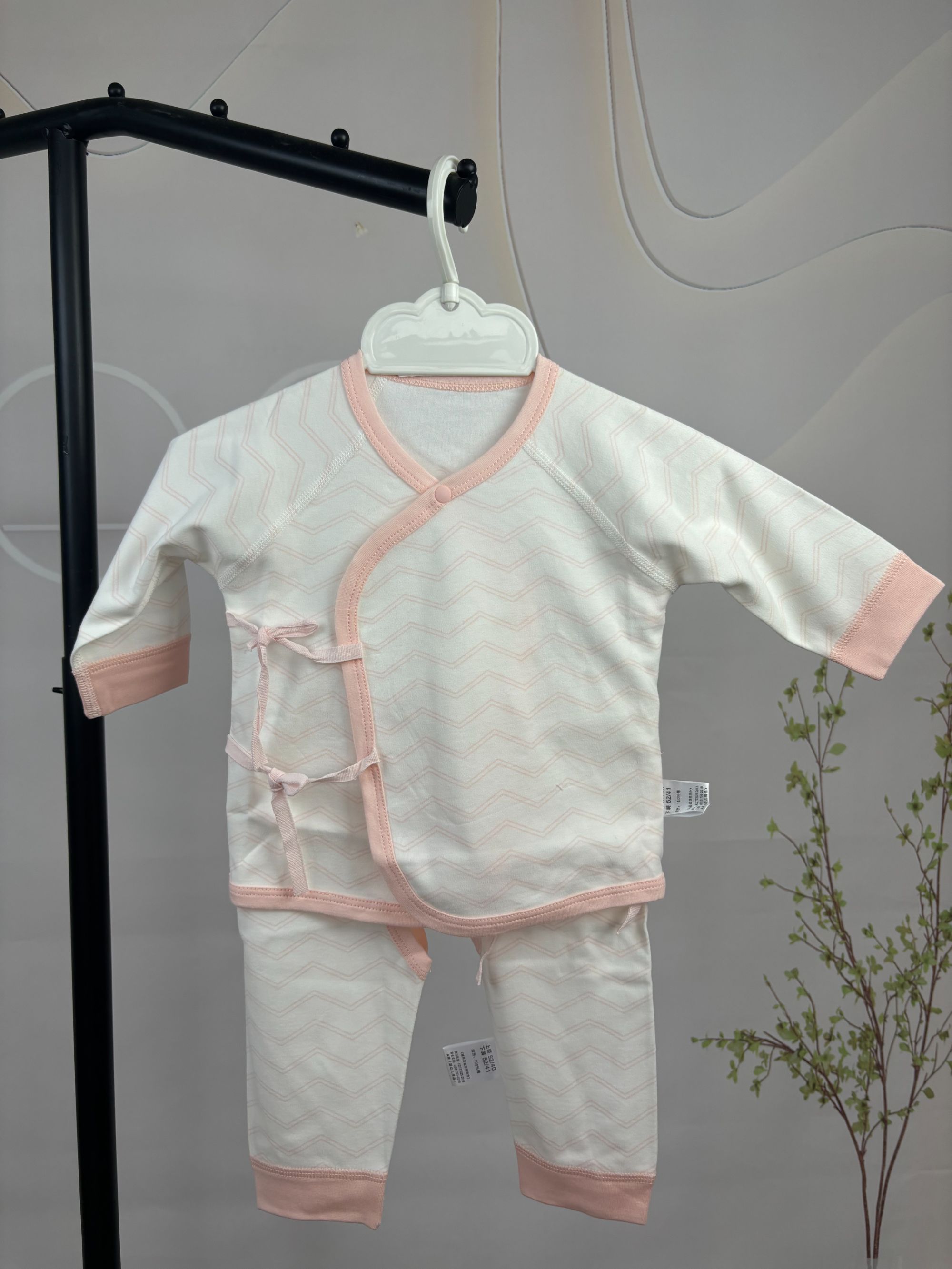 【清仓处理】婴幼儿衣服套装女宝分体套