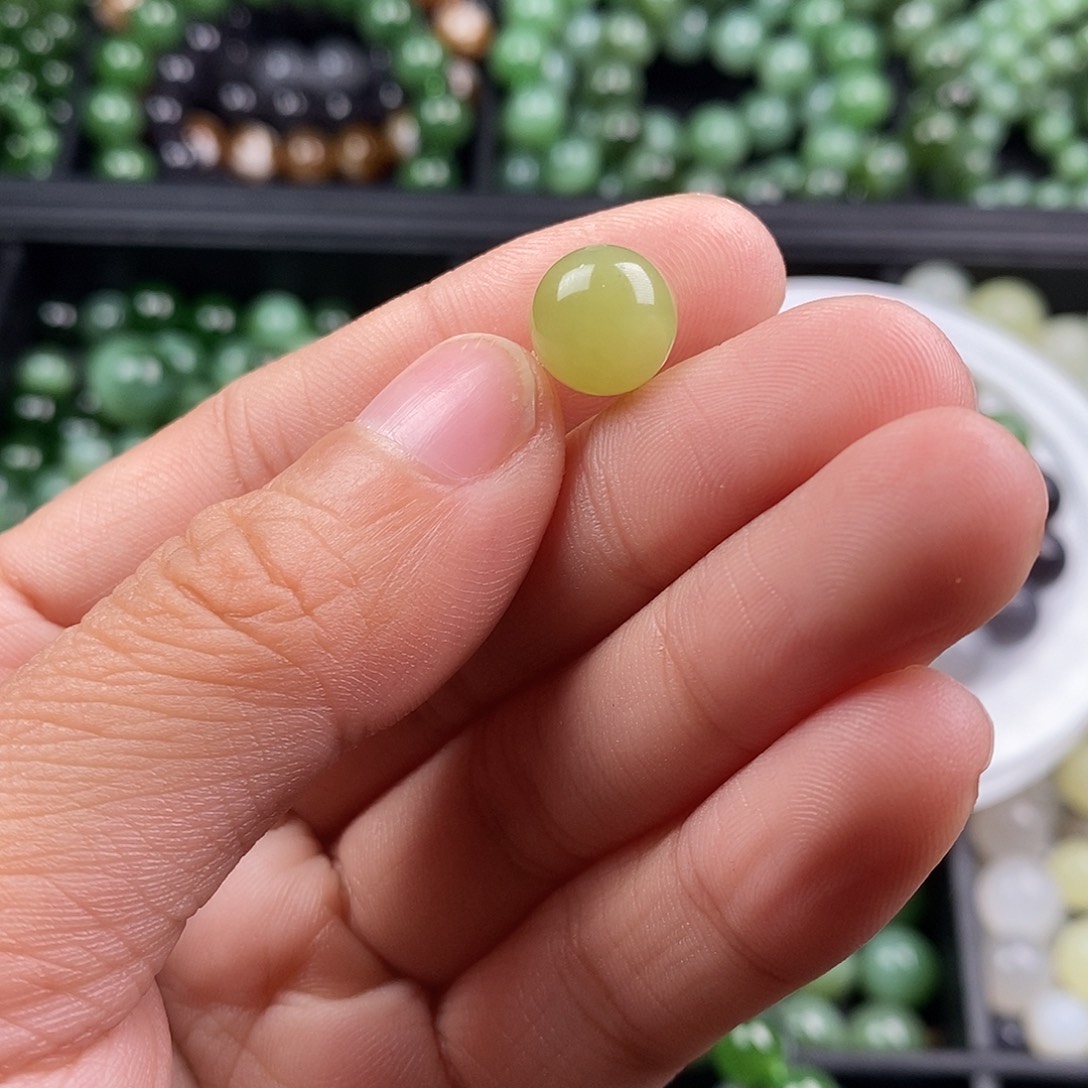 和田玉未镶嵌珠宝半成品