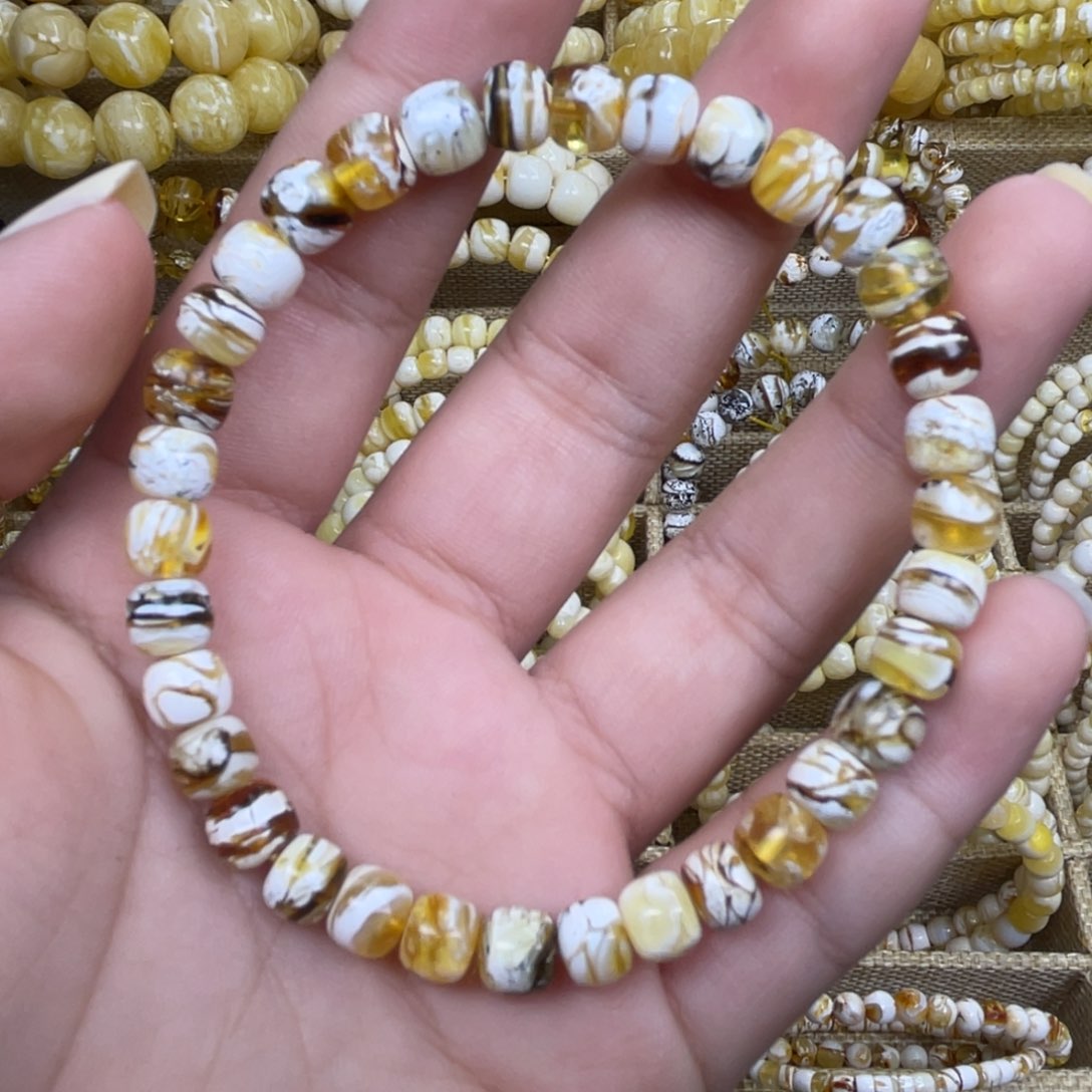 蜜蜡未镶嵌珠宝奇石6.6m