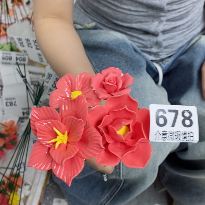 摆件陶瓷材料加工