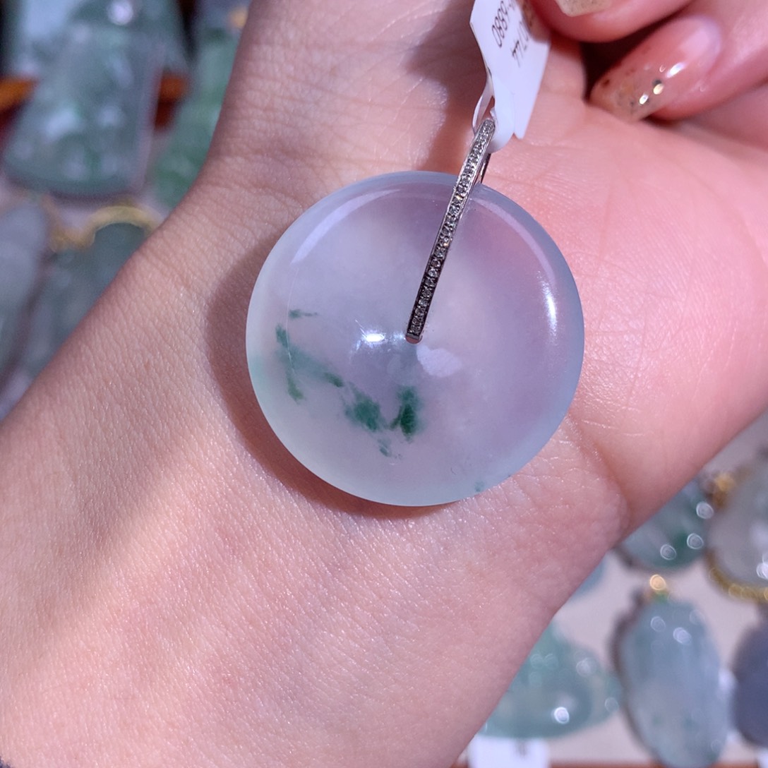 翡翠吊坠(不含链)18K金镶嵌飘花平安扣