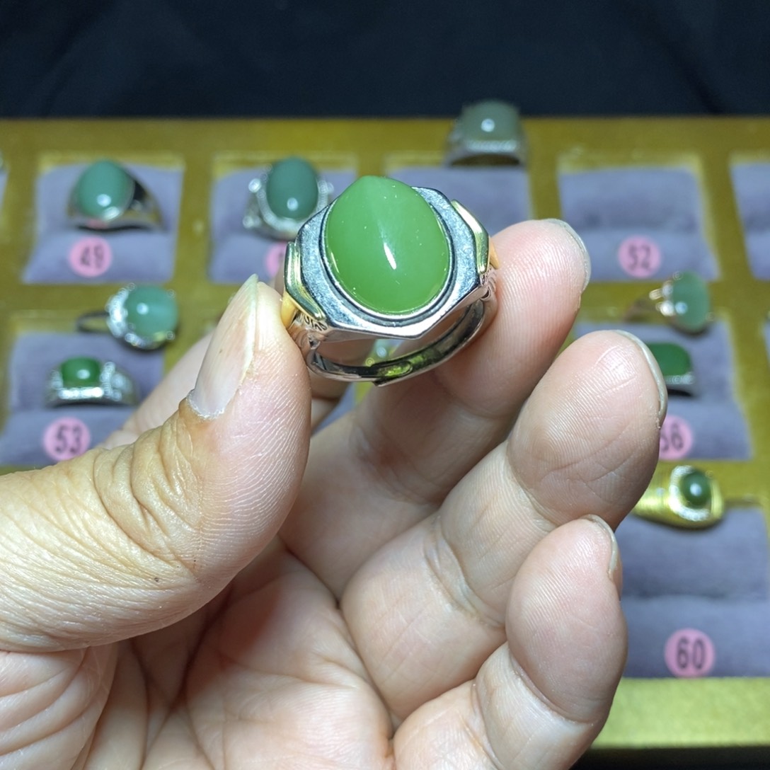 和田玉（碧玉）戒指未镶嵌