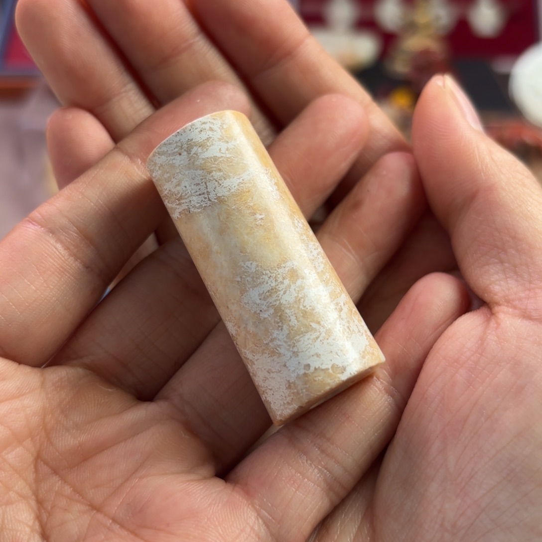 慧***和颈饰未镶嵌软玉吊坠手把精美用品