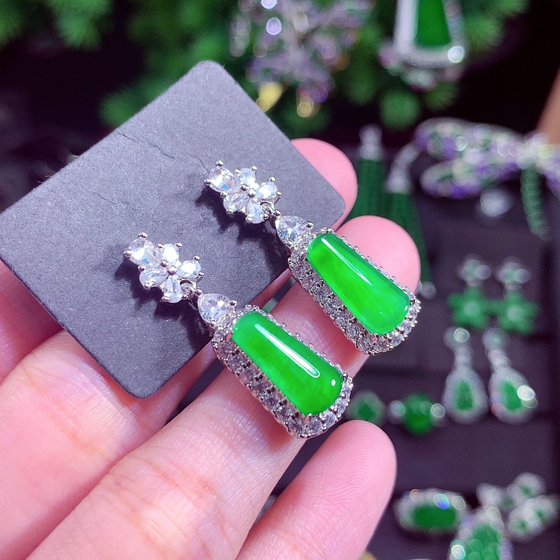 颈饰未镶嵌翡翠n****e天然