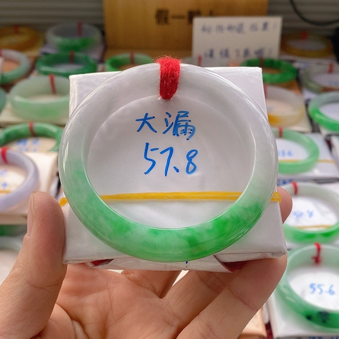 翡翠手镯未镶嵌7号