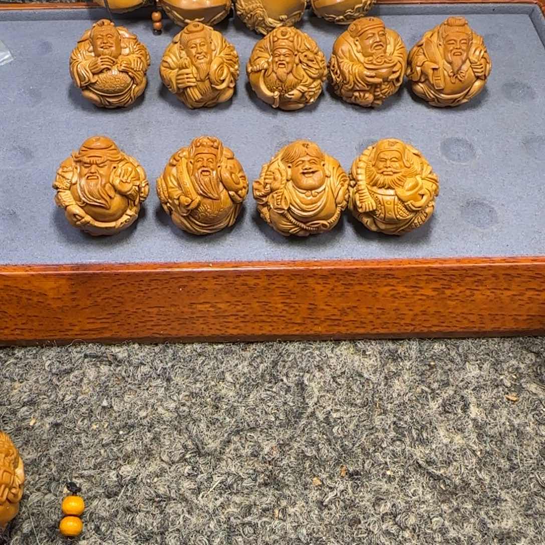 橄榄核吊坠花**圆……………………