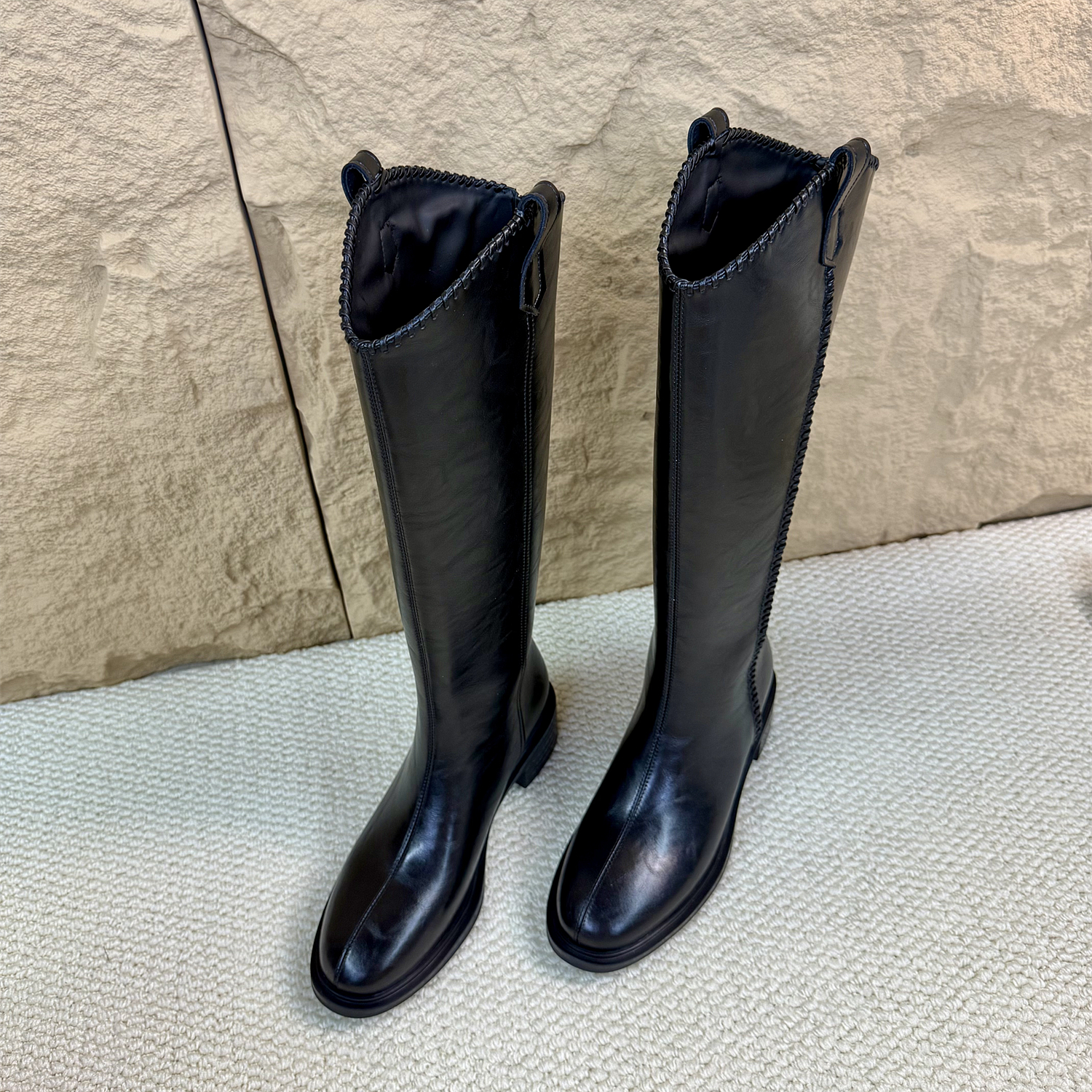 胖mm腿粗大筒围靴子V口高筒靴女真皮骑士靴长筒靴修饰腿型中跟