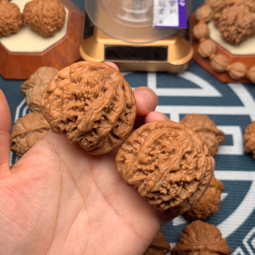 文玩核桃把件陌*大粗筋46