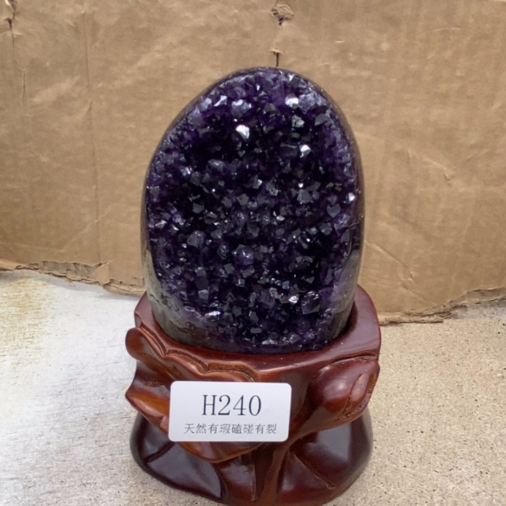 紫晶大型摆件（非配饰）未镶嵌