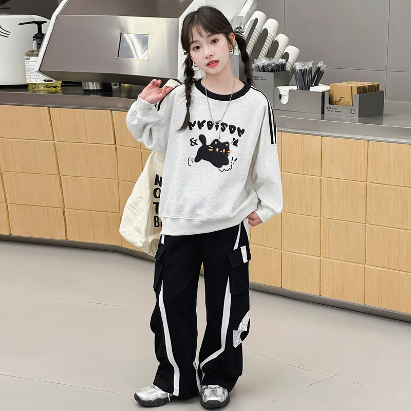 女童秋装2025新款中大童宝宝韩版洋气百搭休闲大儿童装女孩春秋季