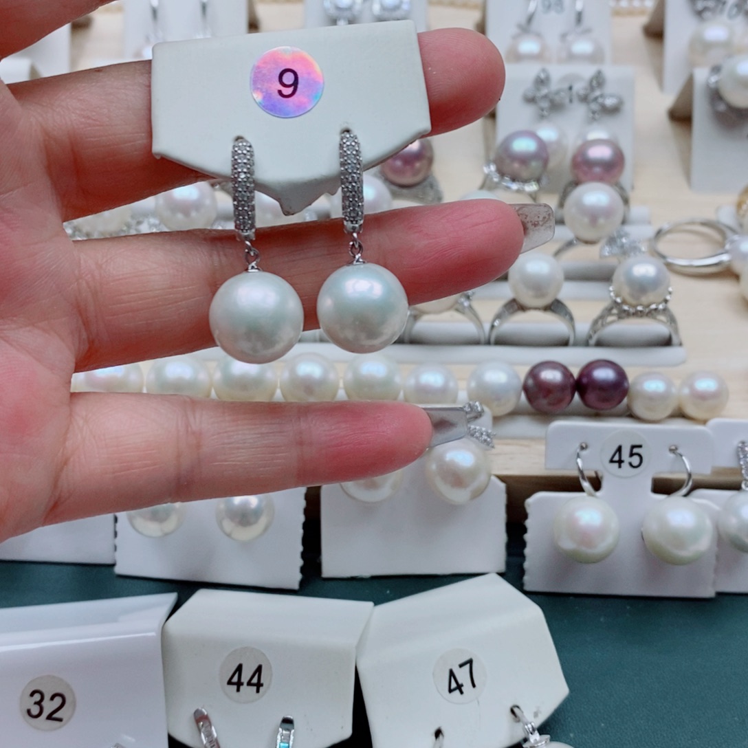 蓝***欢颈饰银S925镶嵌淡水珍珠