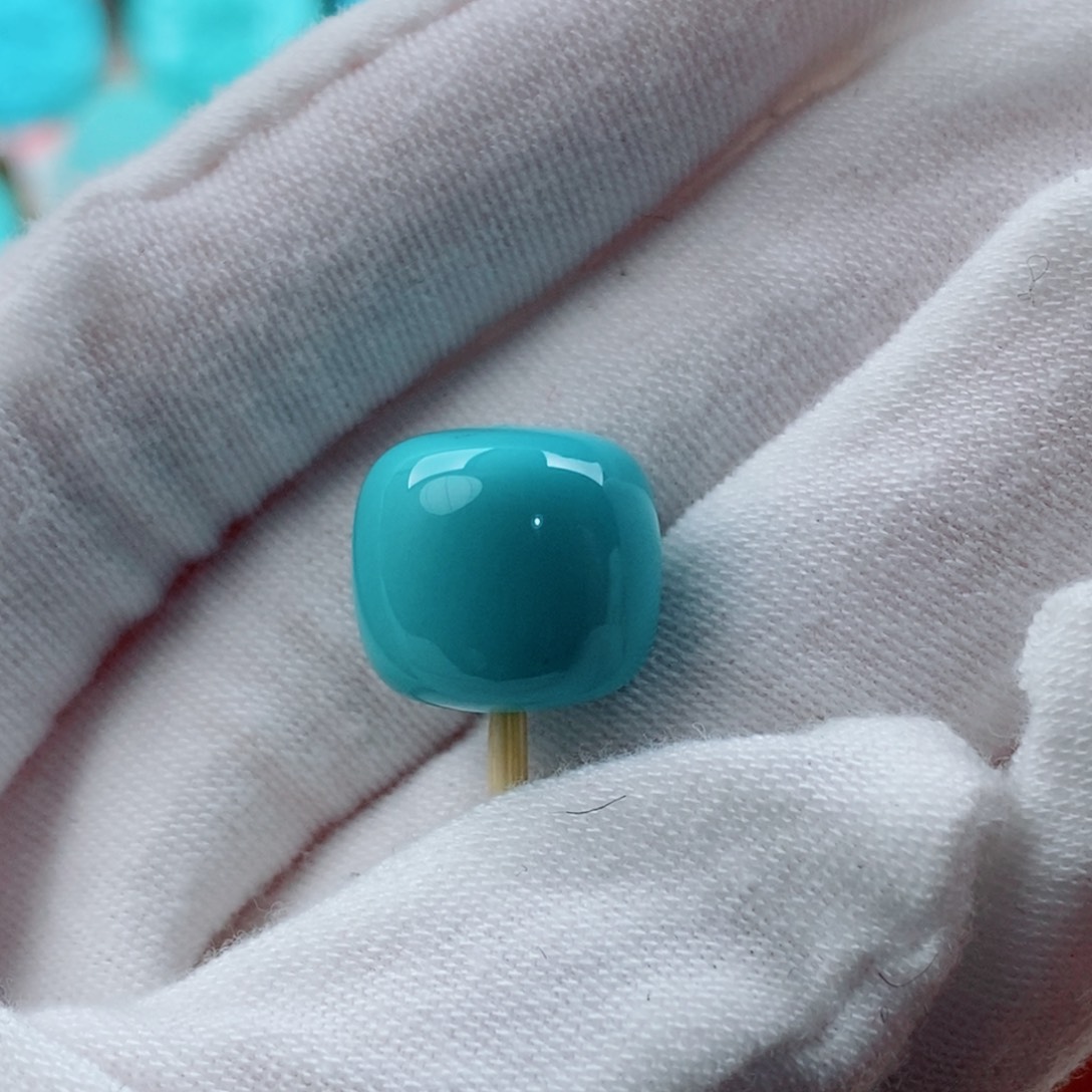 绿松石配饰未镶嵌