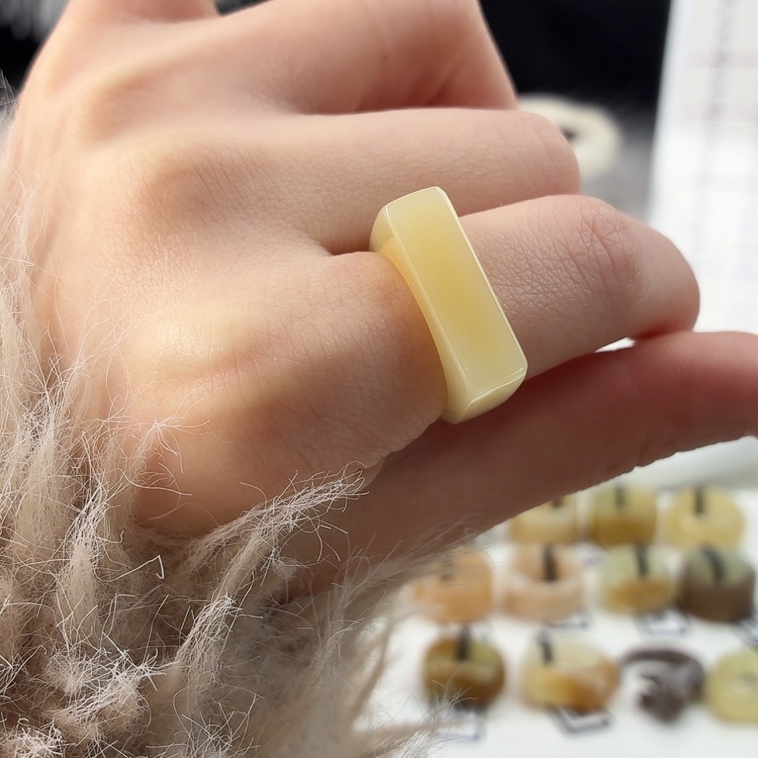 和田玉未镶嵌戒指r22糖马鞍17.4