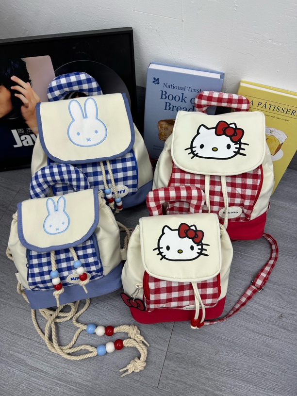 新款时尚格子学院风可爱休闲ins少女双肩包布包卡通双肩背小包包