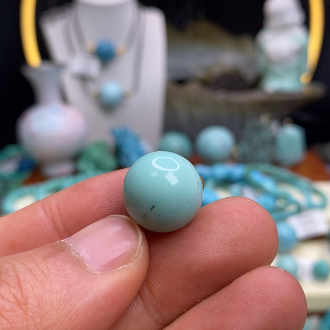 绿松石未镶嵌珠宝奇石