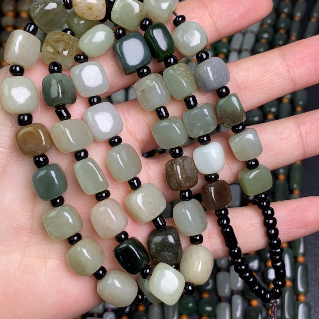 和田玉颈饰未镶嵌65