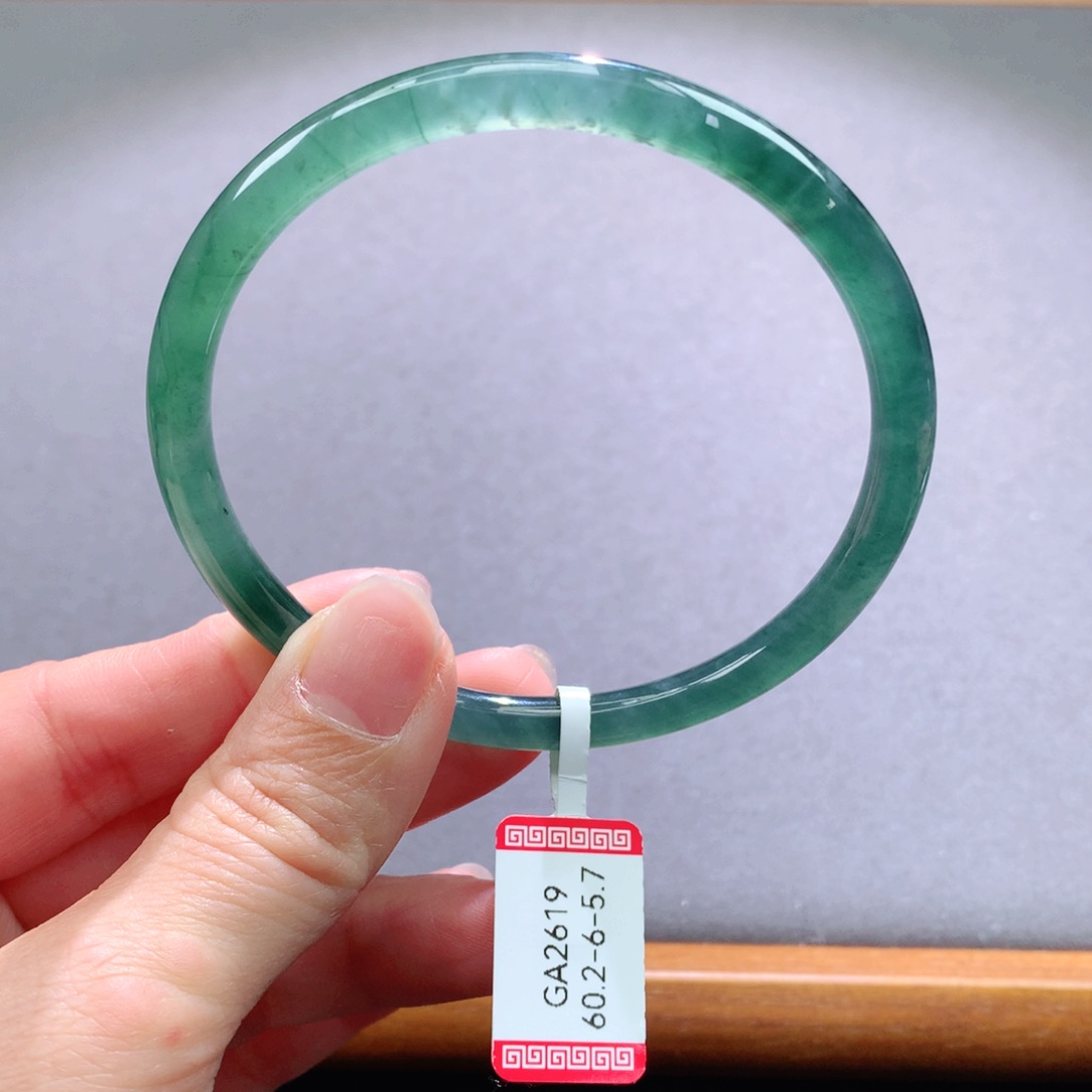 翡翠手镯未镶嵌天然翡翠手镯叮当镯