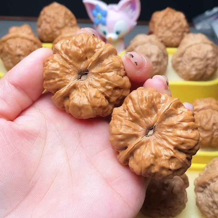 木质类对**歌文玩核桃蛤蟆