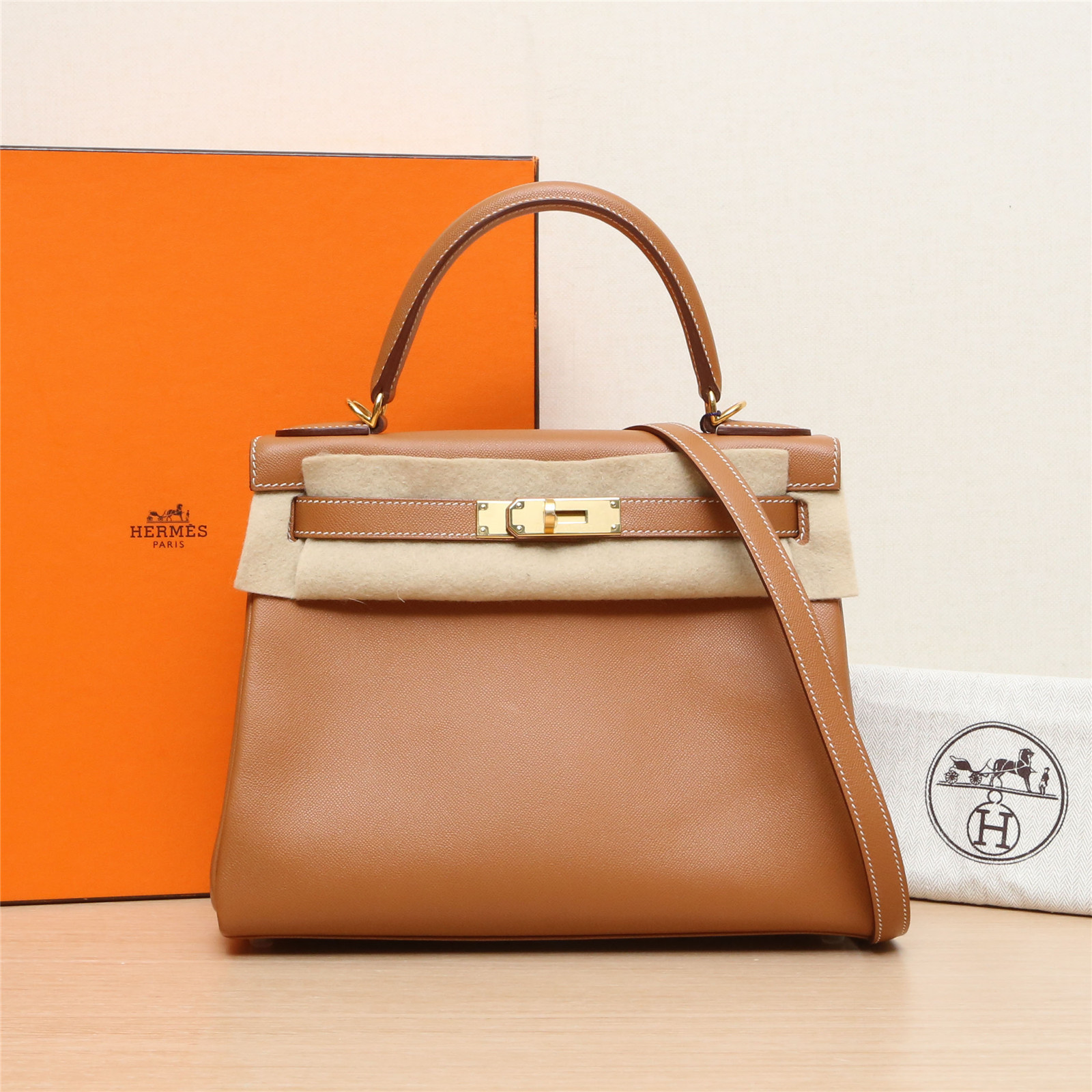 99新 Hermes/爱马仕 活动小花6枫 Kelly 28 金棕 MAD皮 Y刻 包