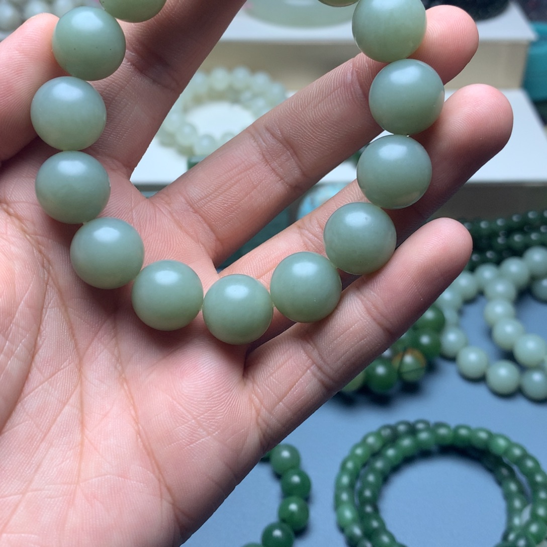 手链未镶嵌和田玉