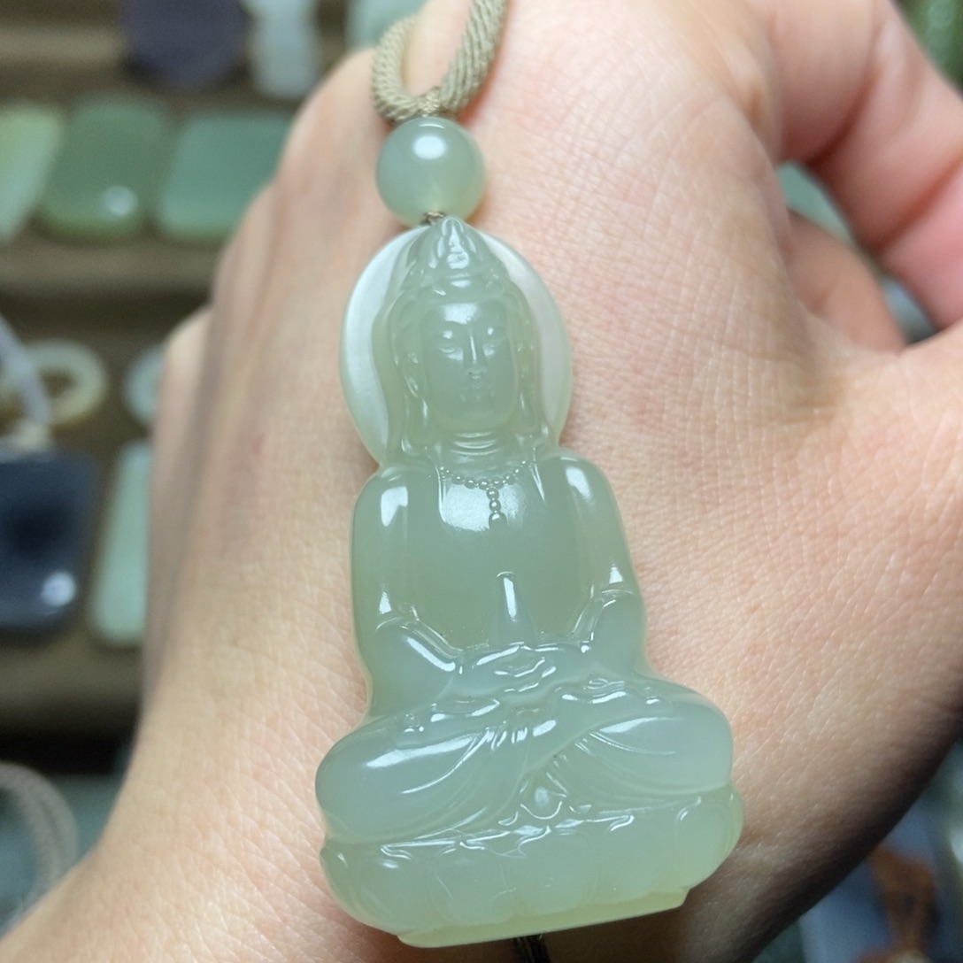 和田玉颈饰未镶嵌