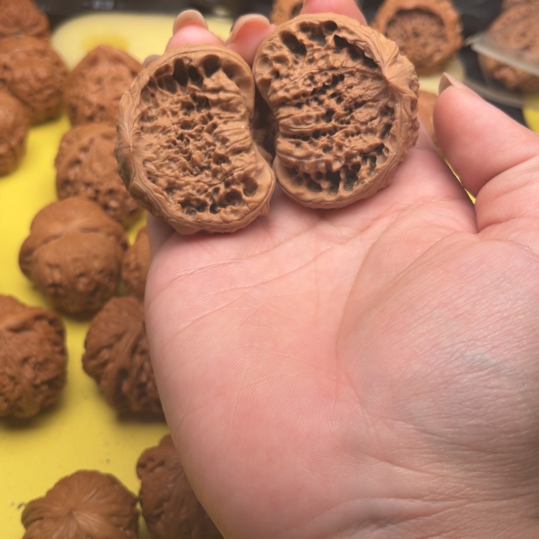 桃核吊坠明****话文玩核桃聚宝盆