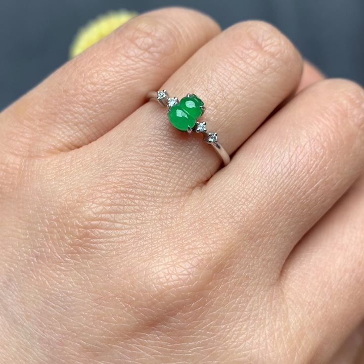 翡翠戒指未镶嵌绿葫芦戒指cy390001