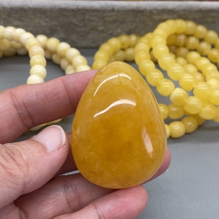 琥珀未镶嵌裸石蜜蜡