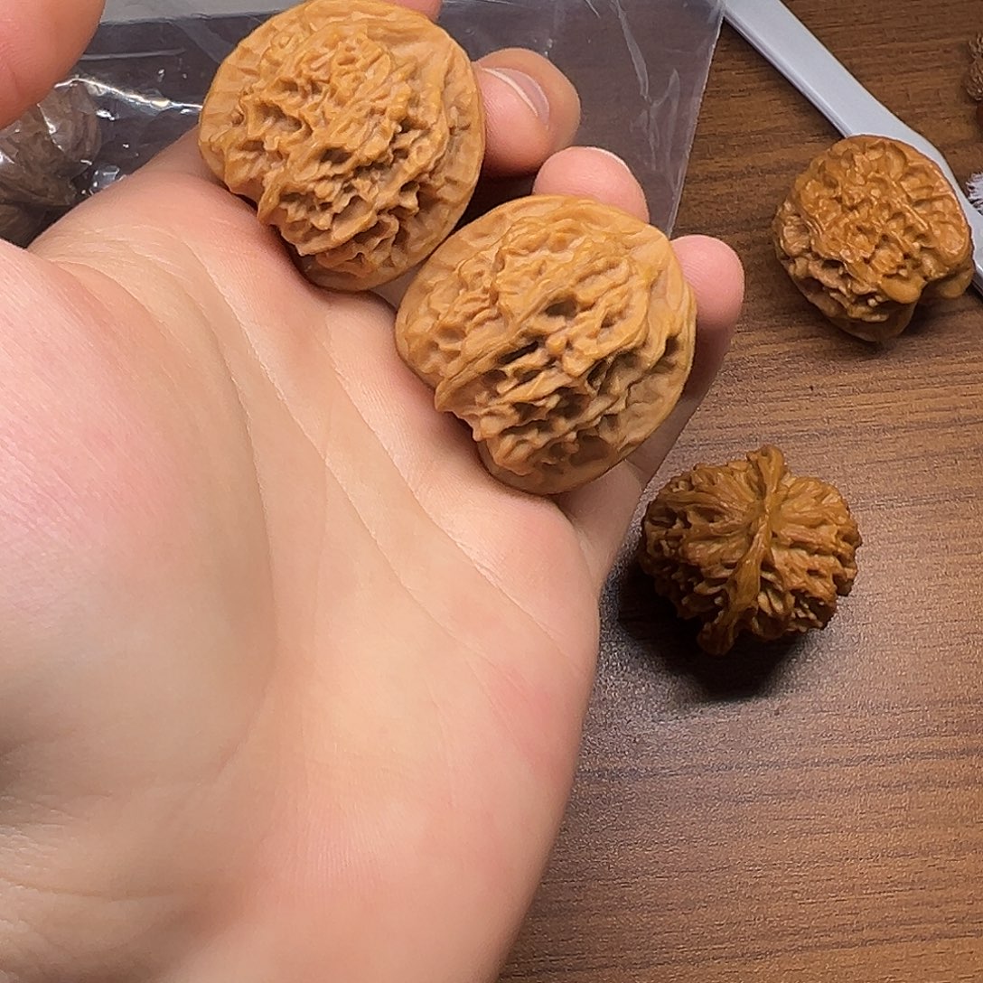 吊坠文玩核桃文玩核桃天地狮子头37