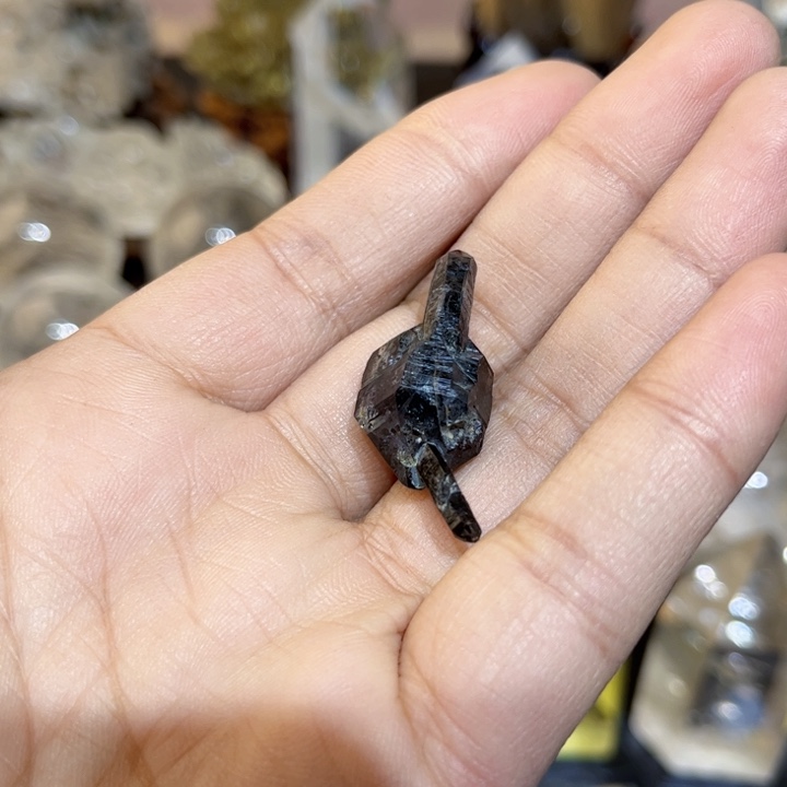 水晶原矿未镶嵌闪灵钻